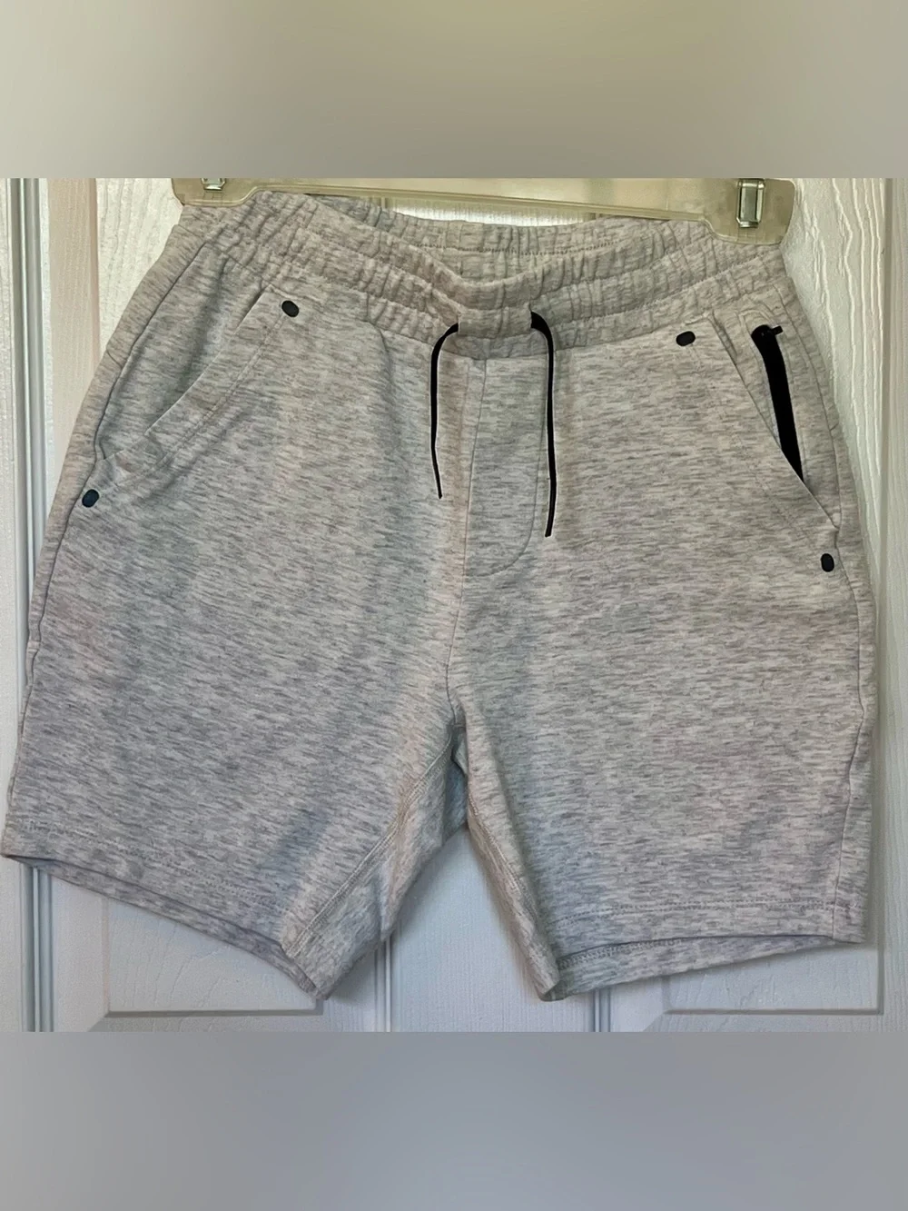 NWOT Gap Fit White w speckles Boys XL (12) Shorts Elastic Waist Drawstring